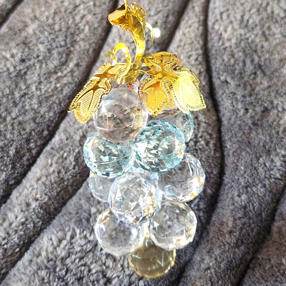 Vintage Lucite Acrylic Plastic Grapes Bunch Christmas Tree Ornament Kitchen Deco